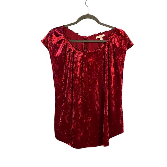 Lauren Conrad Red Velvet Cap Sleeve Top Blouse M Tie Back Pleated Detail Goth - Picture 8 of 8